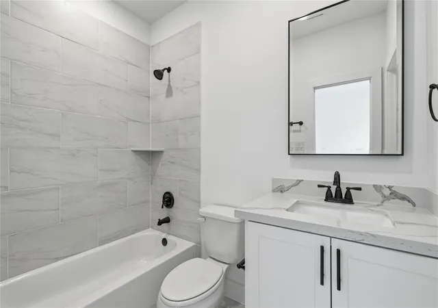 Photo 3 of Single family home for sale at 712 W Donovan St #C, Houston, TX 77091 | MLS# 54493664 | Listing updated on 2026-09-13