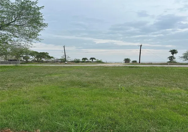 Photo 3 of Land for sale at 1 Jackson Ave, Bacliff, TX 77518 | MLS# 3488453 | Listing updated on 2026-09-23