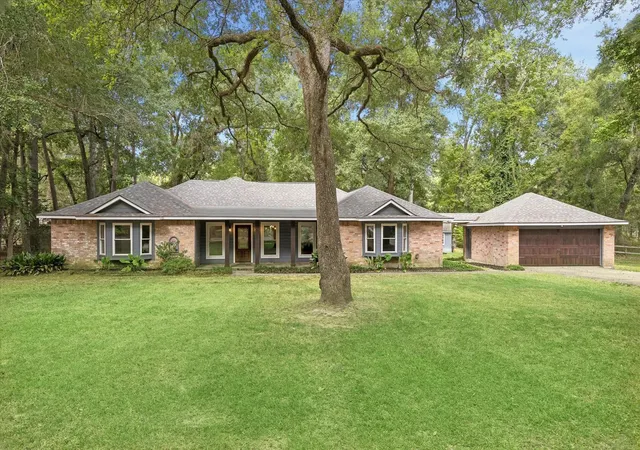 Photo 2 of Sale Pending at 22911 Wren Ln, Tomball, TX 77377 | MLS# 60621697 | Listing updated on 2026-09-09