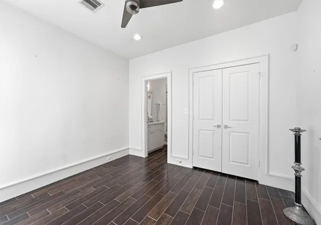 Photo 3 of Single family home for sale at 5497 Lampasas, Houston, TX 77056 | MLS# 85047898 | Listing updated on 2026-09-19