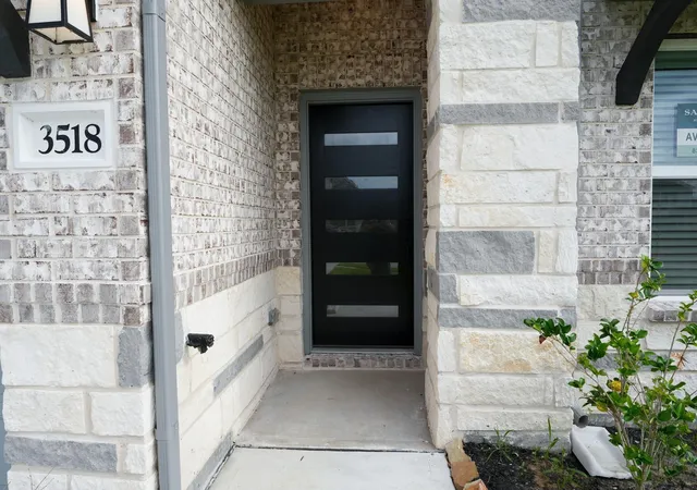 Photo 4 of Single family home for sale at 3518 Windmill Palm Dr, Manvel, TX 77578 | MLS# 35194801 | Listing updated on 2026-09-24