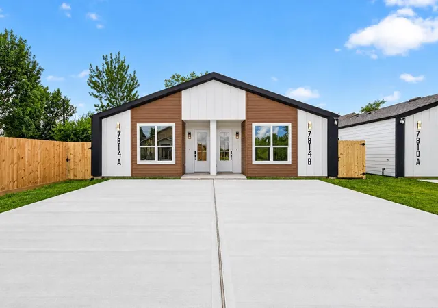 Photo 2 of Multi family home for sale at 7814 Booker St #A&B, Houston, TX 77028 | MLS# 16279306 | Listing updated on 2026-09-14