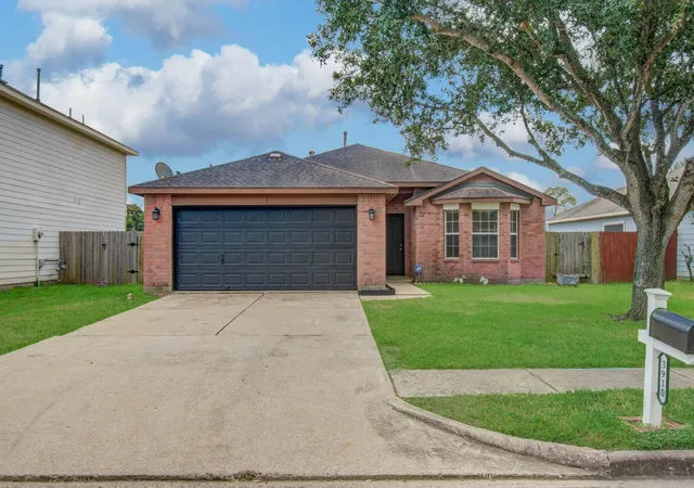Photo 2 of Single family home for sale at 3910 Ridge Cyn Rd, Baytown, TX 77521 | MLS# 34938947 | Listing updated on 2026-09-08
