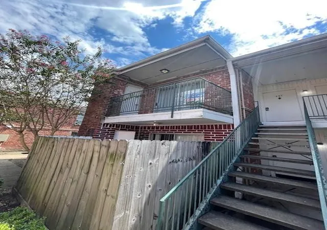 Photo 2 of Condo for sale at 9201 Clarewood Dr #357, Houston, TX 77036 | MLS# 53508302 | Listing updated on 2026-09-11