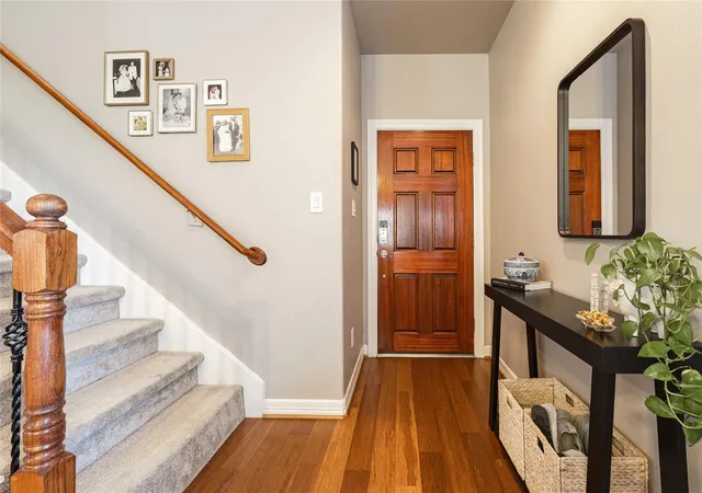 Photo 3 of Single family home for sale at 930 Mckinney Park Ln, Houston, TX 77003 | MLS# 75767628 | Listing updated on 2026-09-23