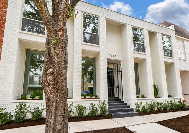 Photo 1 of Townhouse for sale at 7528 Chevy Chase Dr, Houston, TX 77063 | MLS# 91045982 | Listing updated on 2026-09-12