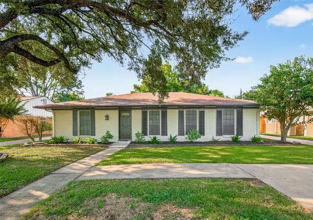 Single family home for sale at 5731 Willowbend Blvd, Houston, TX 77096 | MLS# 41602057