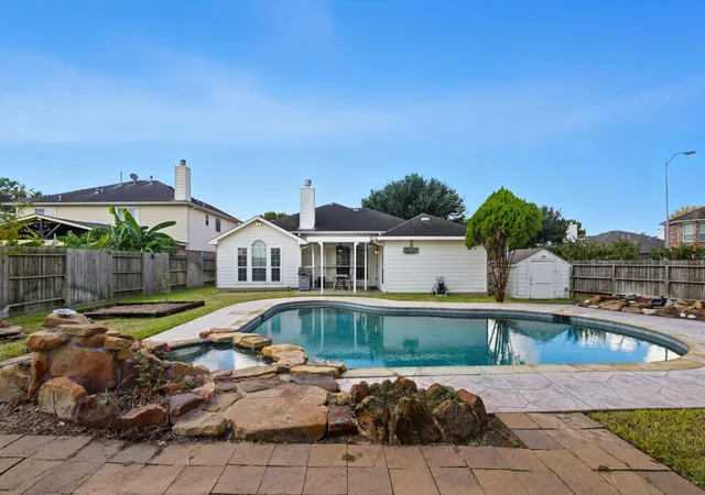 Photo 2 of Single family home for sale at 6738 Laguna Tr St, Richmond, TX 77407 | MLS# 84597332 | Listing updated on 2026-09-05