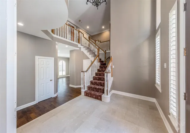 Photo 4 of Sale Pending at 3722 Springhill Ln, Sugar Land, TX 77479 | MLS# 55668068 | Listing updated on 2026-10-09