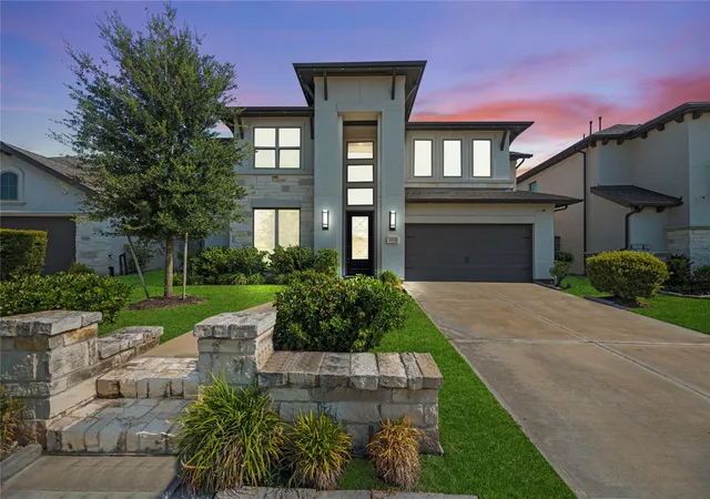 Photo 1 of Single family home for sale at 9511 Shaded Tree Dr, Missouri City, TX 77459 | MLS# 7849057 | Listing updated on 2026-10-04