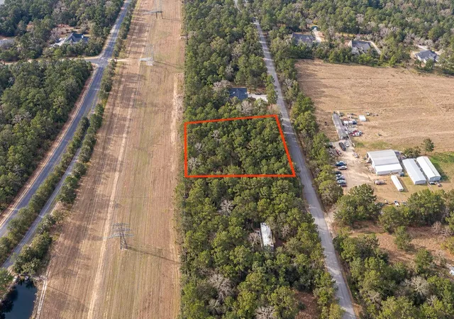 Photo 1 of Land for sale at 17664 Plantation Dr, Waller, TX 77484 | MLS# 36752539 | Listing updated on 2026-09-09