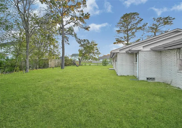 Photo 3 of Single family home for sale at 7954 Booker St, Houston, TX 77028 | MLS# 82303187 | Listing updated on 2026-09-21