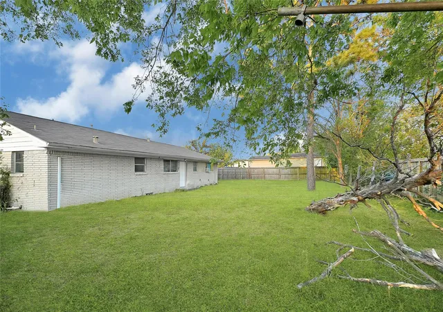 Photo 3 of Single family home for sale at 7954 Booker St, Houston, TX 77028 | MLS# 82303187 | Listing updated on 2026-09-21