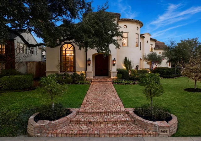 Single family home for sale at 3606 Ella Lee Ln, Houston, TX 77027 | MLS# 88929951