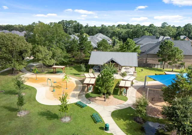 Photo 48 of Sale Pending at 131 Deerchase Dr, Conroe, TX 77384 | MLS# 14226203 | Listing updated on 2026-10-02