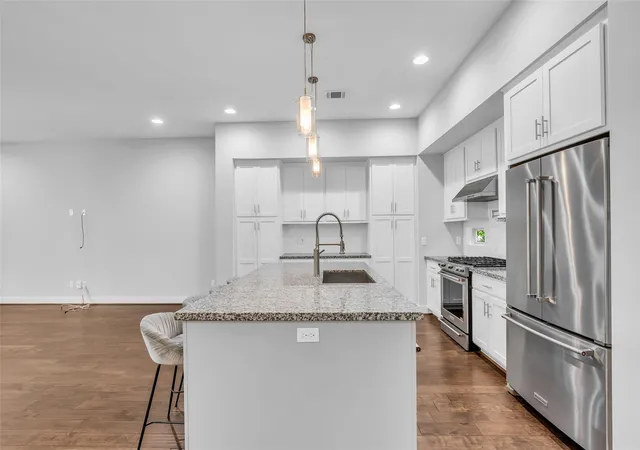 Photo 1 of Single family home for sale at 3309 Jefferson St #C, Houston, TX 77003 | MLS# 94510683 | Listing updated on 2026-10-05