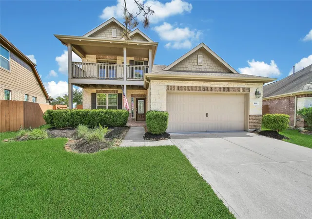 Photo 2 of Single family home for sale at 5201 Kendall Glen Ct, Rosharon, TX 77583 | MLS# 95620040 | Listing updated on 2026-09-17