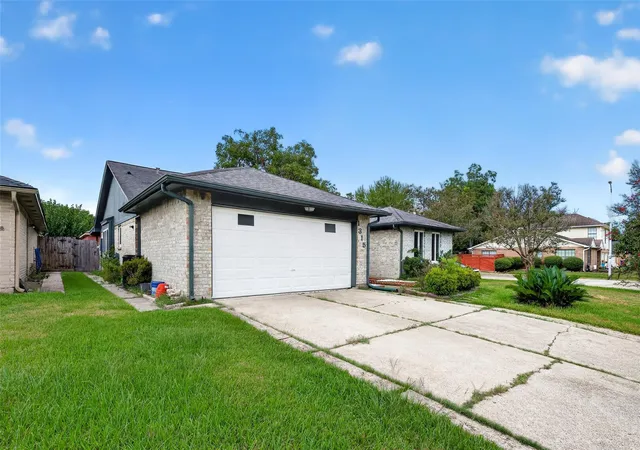 Photo 2 of Single family home for sale at 1315 Holbech Ln, Channelview, TX 77530 | MLS# 76120575 | Listing updated on 2026-09-19