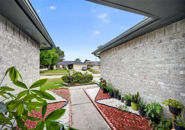Photo 3 of Single family home for sale at 1315 Holbech Ln, Channelview, TX 77530 | MLS# 76120575 | Listing updated on 2026-09-19