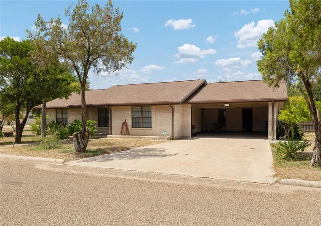 Photo 2 of Single family home for sale at 901 Vista Hermosa, Edinburg, TX 78539 | MLS# 52259217 | Listing updated on 2026-09-11