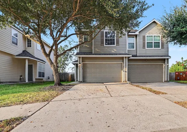 Single family home for sale at 6304 Stoney Crk Dr, Pasadena, TX 77503 | MLS# 56838793