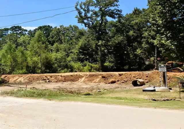 Photo 4 of Single family home for sale at 10935 Fairview Dr, Conroe, TX 77385 | MLS# 48321544 | Listing updated on 2026-09-03