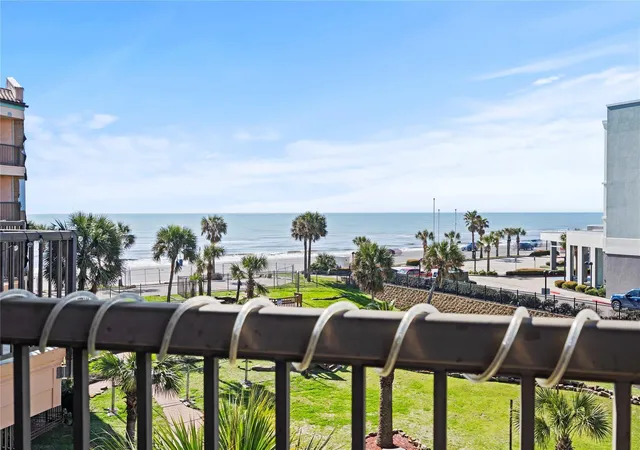 Photo 4 of Condo for sale at 9520 Seawall Blvd #315, Galveston, TX 77554 | MLS# 82581480 | Listing updated on 2026-09-18