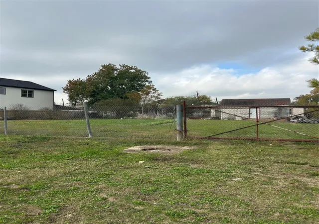 Photo 1 of Land for sale at 0 Cabell St, Houston, TX 77022 | MLS# 81540370 | Listing updated on 2026-09-02