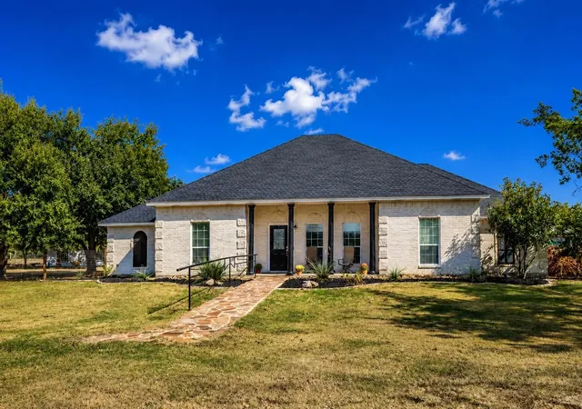 Photo 2 of Single family home for sale at 11885 Golden Mist, College Station, TX 77845 | MLS# 87503584 | Listing updated on 2026-09-27