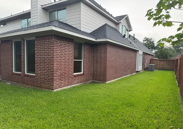 Photo 25 of Single family home for sale at 2715 Garden Fls Dr, Manvel, TX 77578 | MLS# 16155081 | Listing updated on 2026-09-12