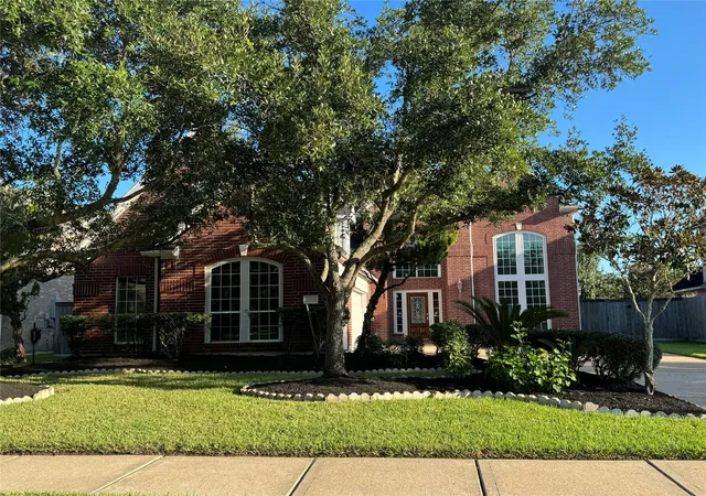 Photo 2 of Single family home for sale at 2715 Garden Fls Dr, Manvel, TX 77578 | MLS# 16155081 | Listing updated on 2026-09-12