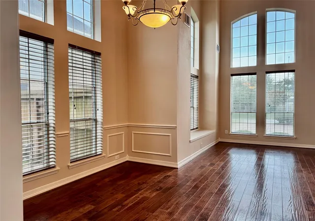 Photo 3 of Single family home for sale at 2715 Garden Fls Dr, Manvel, TX 77578 | MLS# 16155081 | Listing updated on 2026-09-12