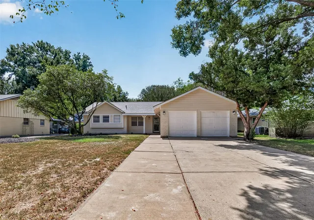 Single family home for sale at 15613 Shanghai St, Jersey Village, TX 77040 | MLS# 57801604