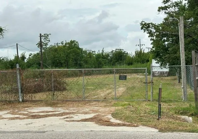Land for sale at 5613 John Martin Rd, Baytown, TX 77521 | MLS# 44537980