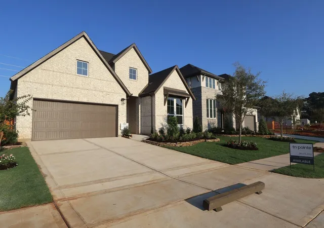 Photo 3 of Single family home for sale at 22611 Ruby Forest Rd, Tomball, TX 77377 | MLS# 23278085 | Listing updated on 2026-10-10
