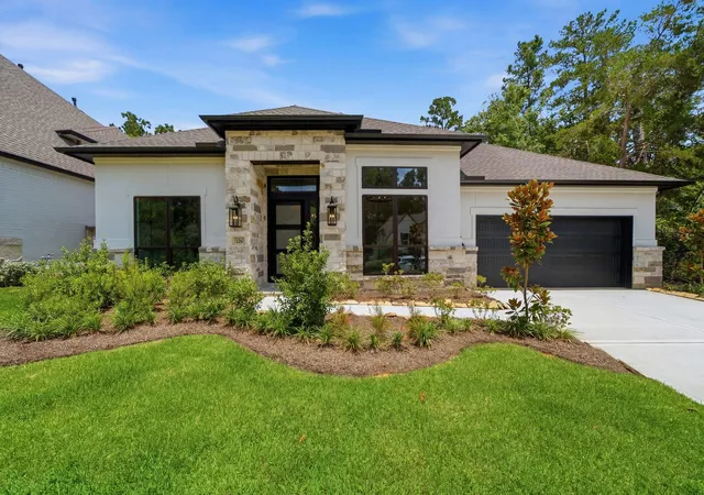 Photo 2 of Single family home for sale at 126 Stellar Hills Ct, Willis, TX 77318 | MLS# 15672391 | Listing updated on 2026-10-05