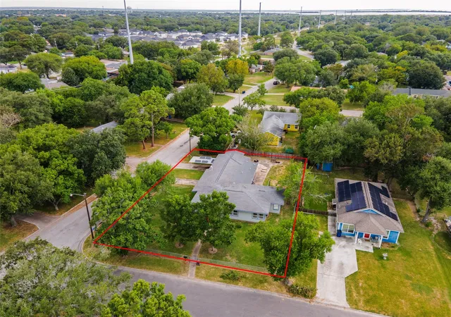 Photo 1 of Single family home for sale at 1226 14th Avenue N, Texas City, TX 77590 | MLS# 92680186 | Listing updated on 2026-09-20