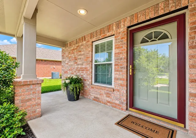 Photo 4 of Single family home for sale at 23314 Kobi Park Ct, Spring, TX 77373 | MLS# 17842489 | Listing updated on 2026-10-03