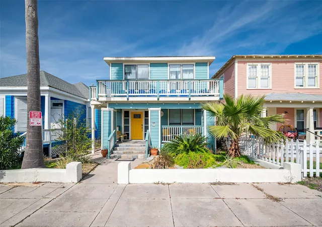 Photo 1 of Single family home for sale at 1414 Ave N 1/2 St, Galveston, TX 77550 | MLS# 4637528 | Listing updated on 2026-09-03