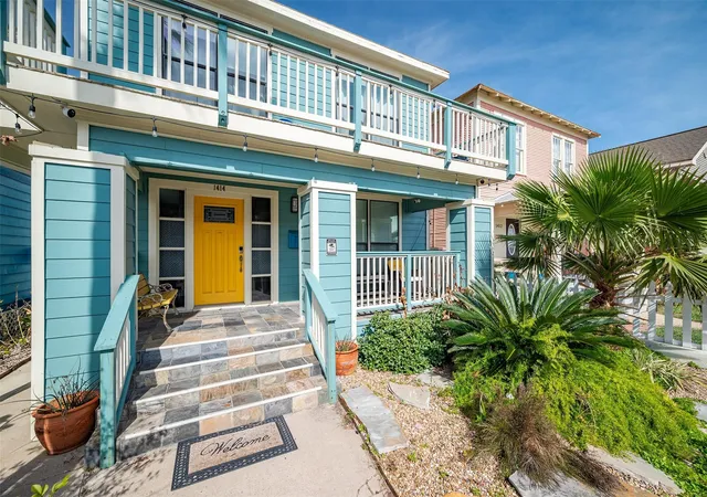 Photo 2 of Single family home for sale at 1414 Ave N 1/2 St, Galveston, TX 77550 | MLS# 4637528 | Listing updated on 2026-09-03