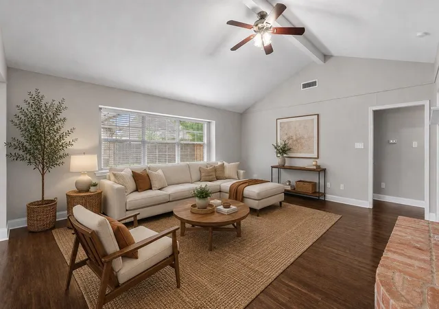 Photo 2 of Sale Pending at 11703 Brighton Ln, Meadows Place, TX 77477 | MLS# 30506507 | Listing updated on 2026-10-08