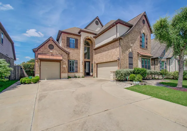 Photo 3 of Single family home for sale at 20014 Paloma Bay Ct, Cypress, TX 77433 | MLS# 69843568 | Listing updated on 2026-09-04