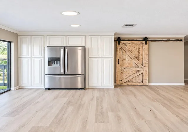 Photo 3 of Single family home for sale at 2723 Country Pl Dr, Richmond, TX 77406 | MLS# 86427552 | Listing updated on 2026-09-09
