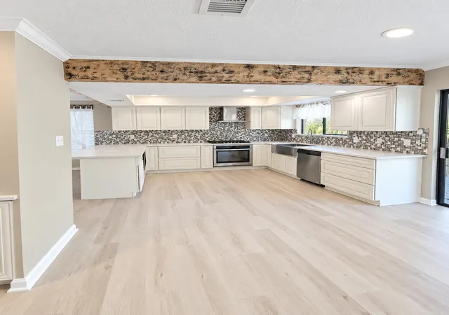 Photo 4 of Single family home for sale at 2723 Country Pl Dr, Richmond, TX 77406 | MLS# 86427552 | Listing updated on 2026-09-09