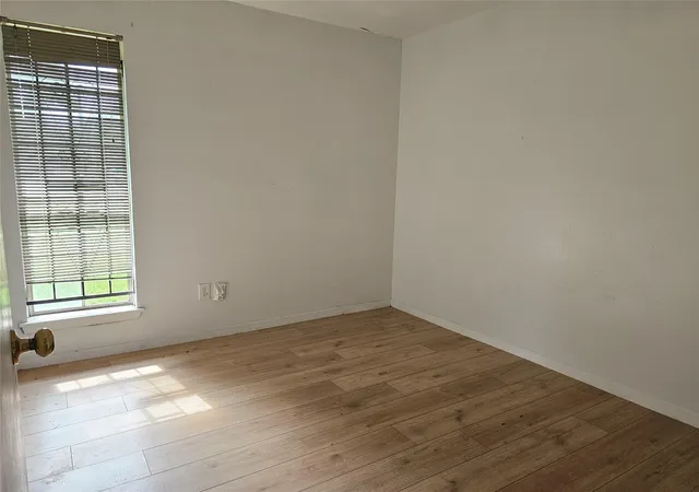 Photo 4 of Single family home for sale at 11023 Linvale Dr, Houston, TX 77016 | MLS# 26727991 | Listing updated on 2026-09-11