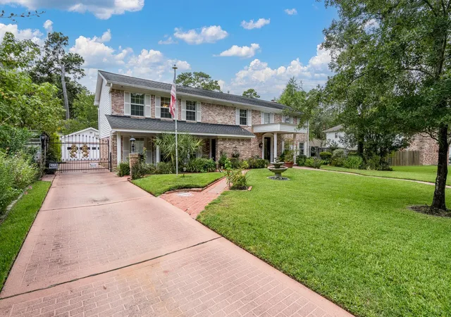 Photo 3 of Single family home for sale at 17711 Carelia Ln, Spring, TX 77379 | MLS# 78369678 | Listing updated on 2026-09-21