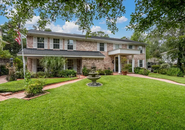 Photo 4 of Single family home for sale at 17711 Carelia Ln, Spring, TX 77379 | MLS# 78369678 | Listing updated on 2026-09-21