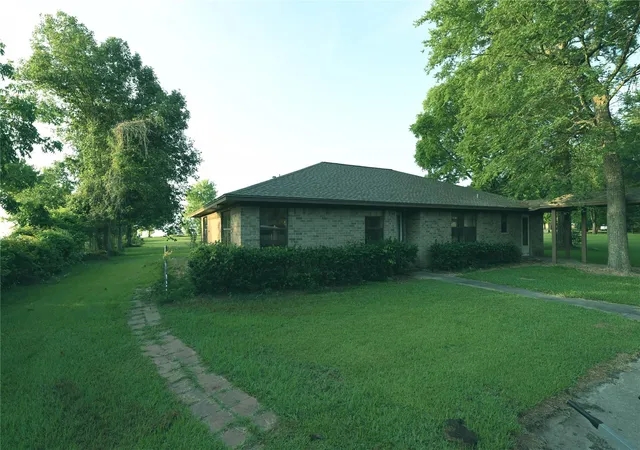 Photo 3 of Single family home for sale at 390 Johnson Rd, Coldspring, TX 77331 | MLS# 66335192 | Listing updated on 2026-09-02