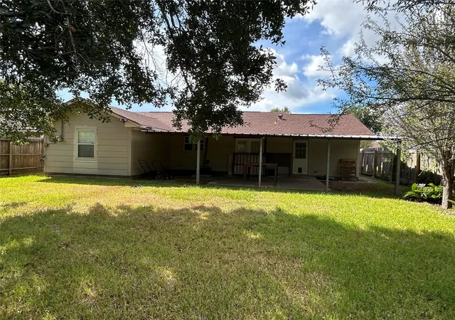 Photo 3 of Sale Pending at 608 Harold Ln, Baytown, TX 77521 | MLS# 26986533 | Listing updated on 2026-09-14