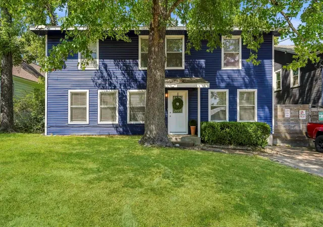Photo 1 of Single family home for sale at 1306 20 Street, Huntsville, TX 77340 | MLS# 79639525 | Listing updated on 2026-10-06